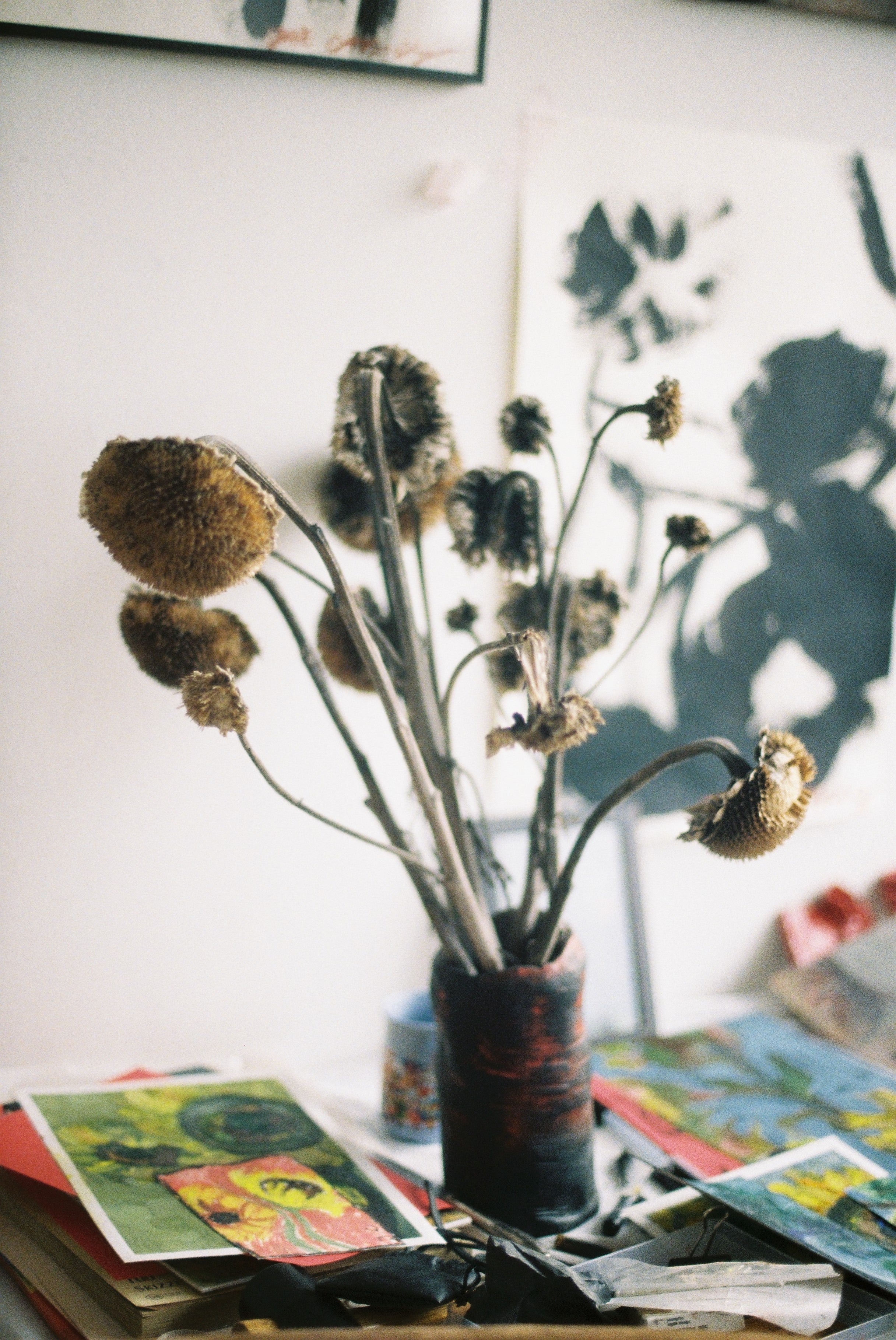 Jade Cassidy: Sentimental Silhouettes – Art Meets Fashion in the First Atelier 1C1Y Shirt - 1C1Y | One Child One Year