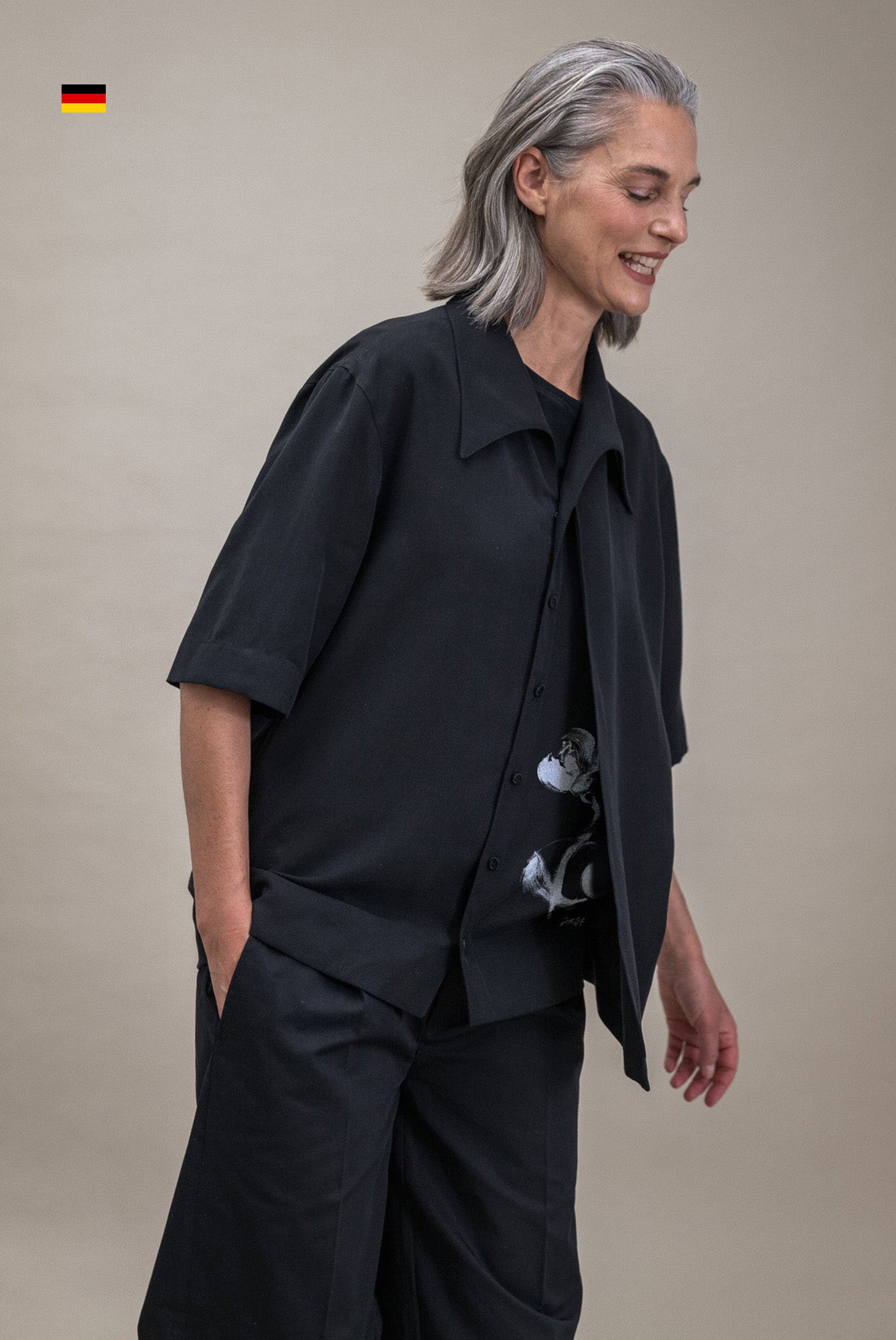 黑色简约花卉印花衬衫