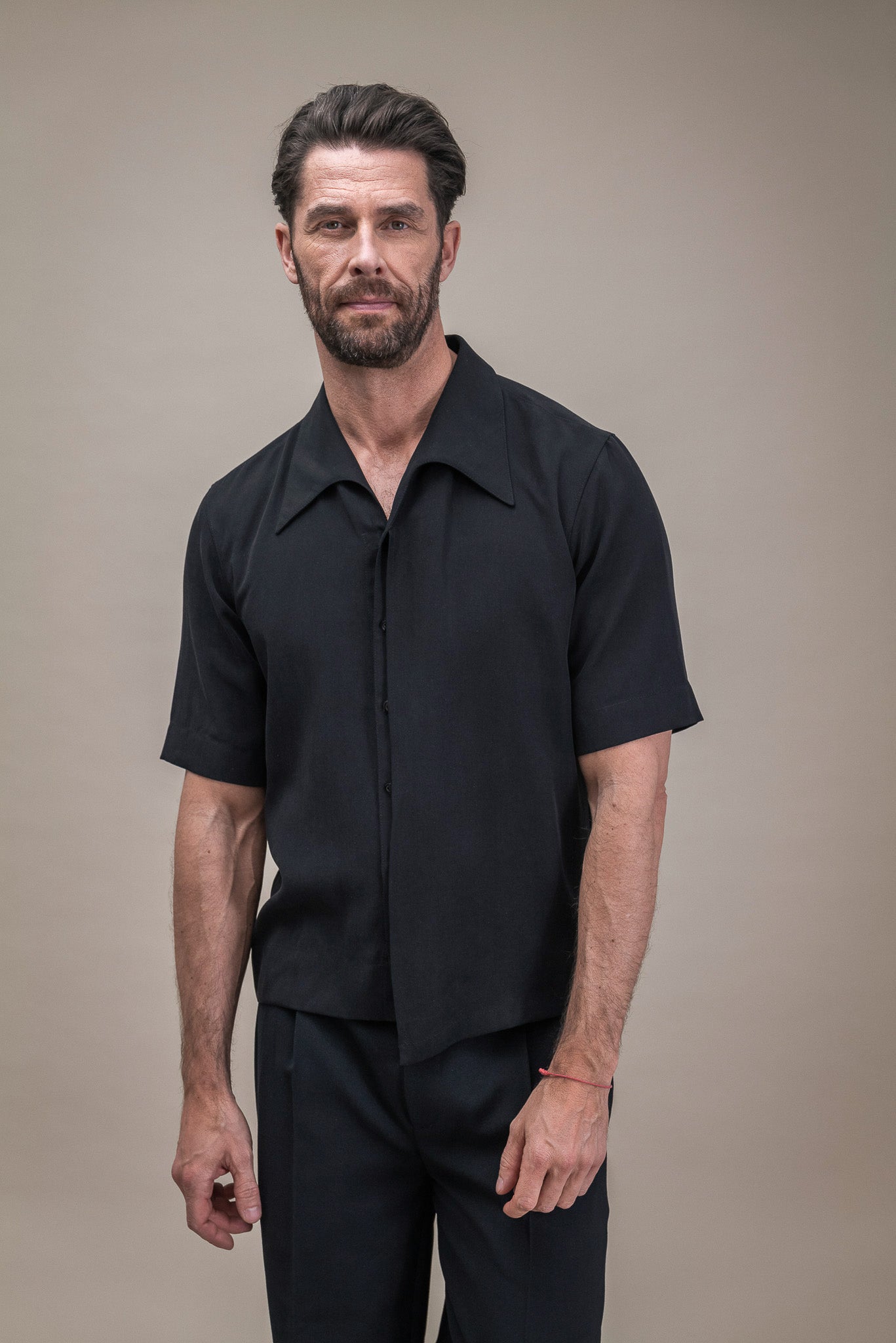 Minimalist Black Short Sleeve Shirt for Men