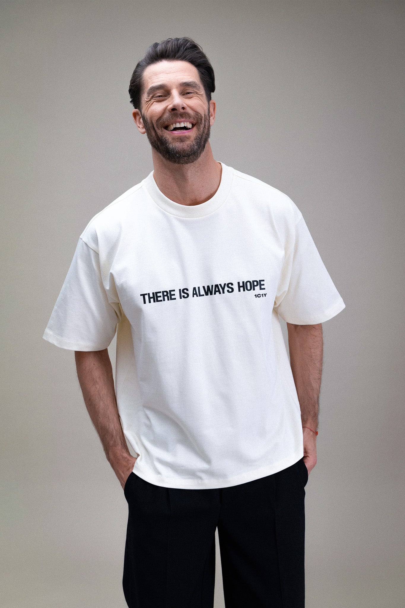 Oversized T-Shirt in White with Hope Print