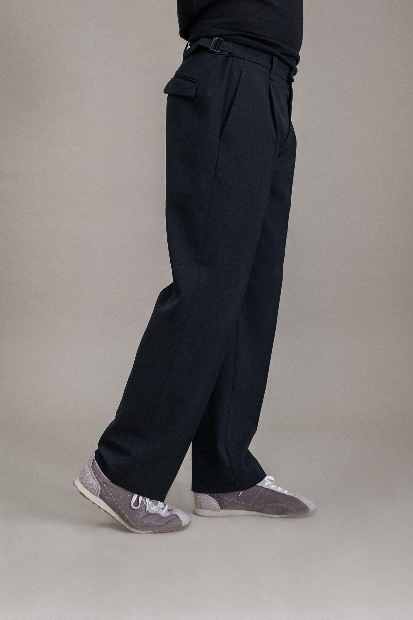 M1kyta Straight Tailored Pants
