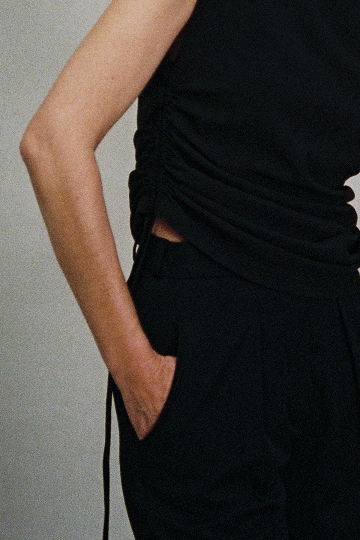 Drapierte Elegante Bluse in Schwarz