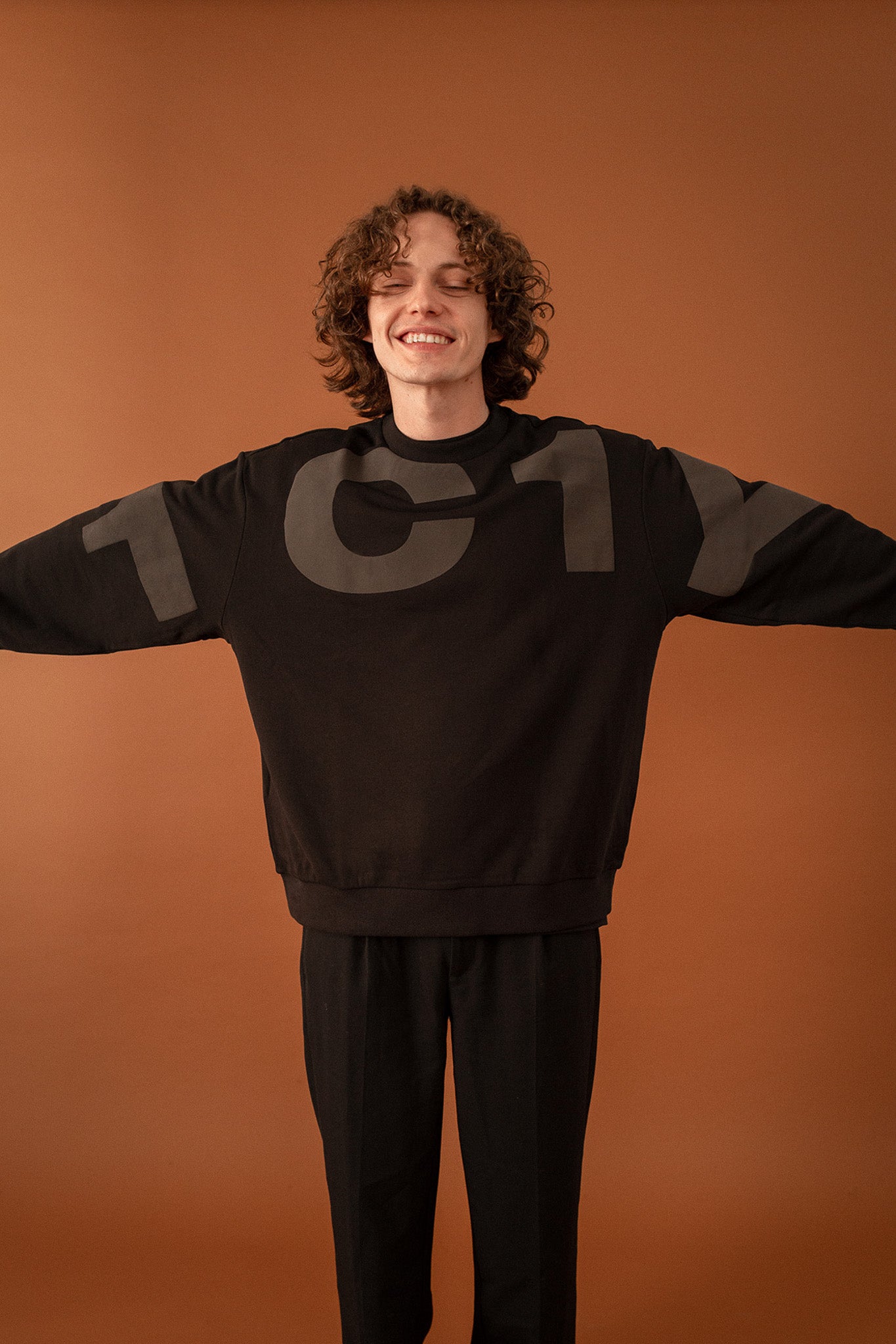 One Sweat II Oversized Pullover mit Graphic
