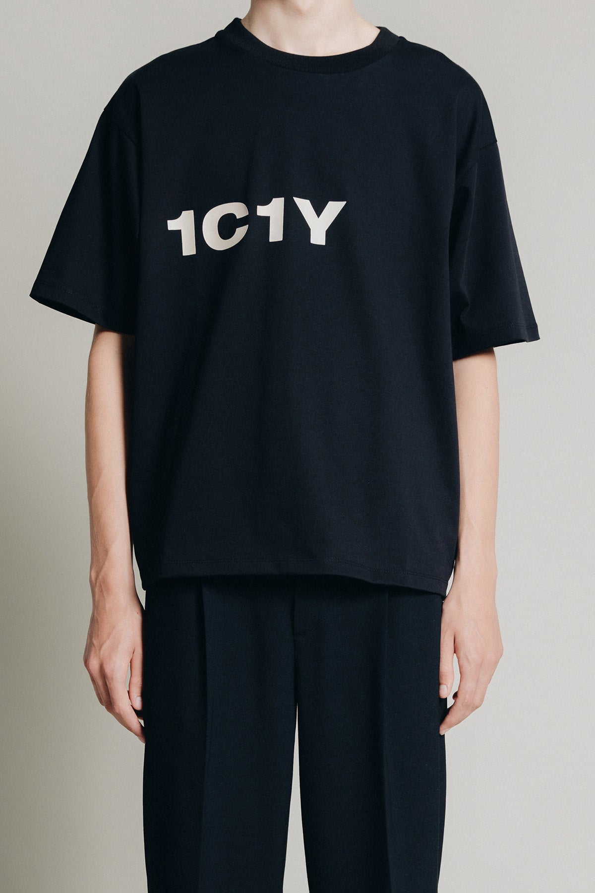 One T II T-Shirt with Minimal Logo