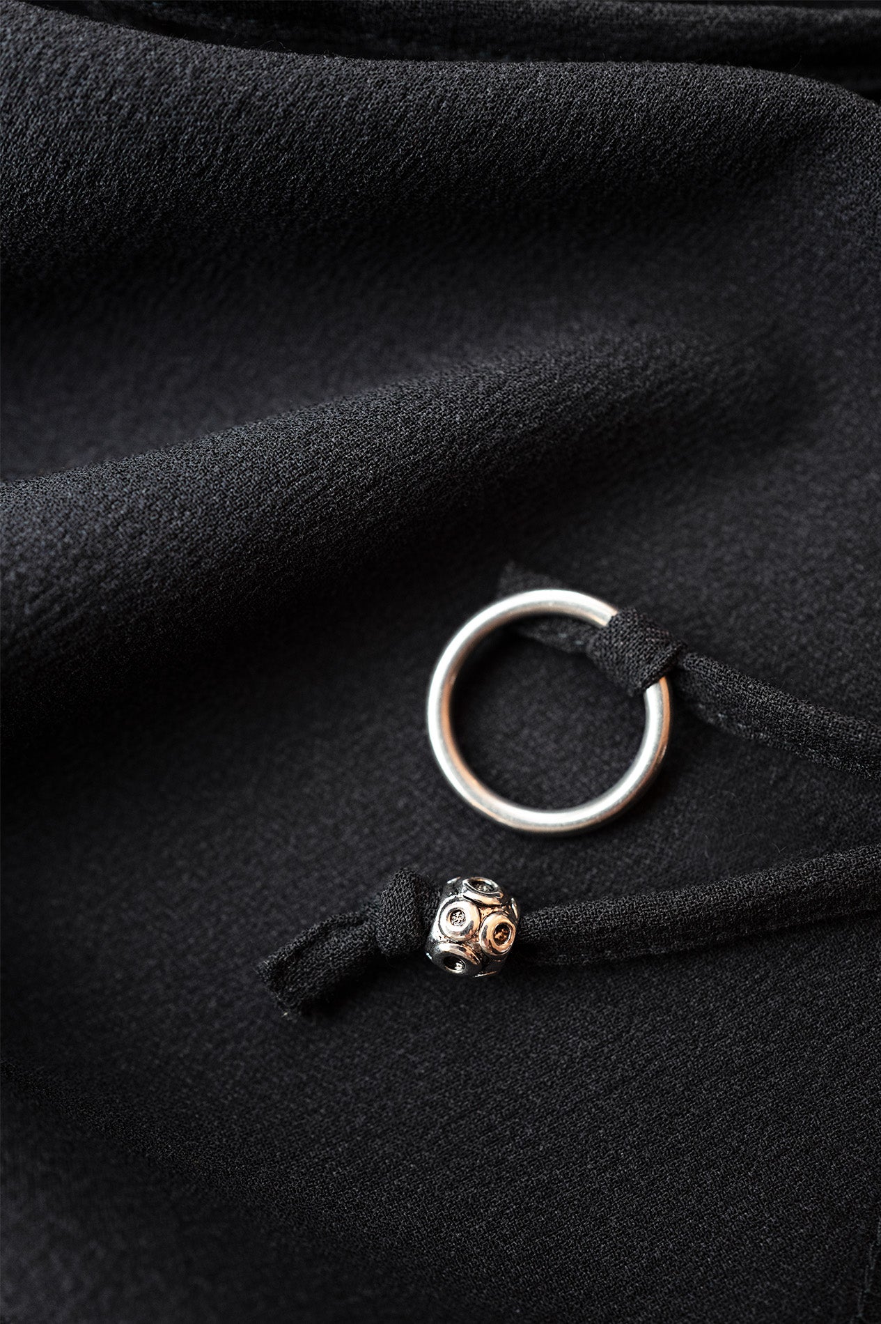 Drapierte Elegante Bluse in Schwarz