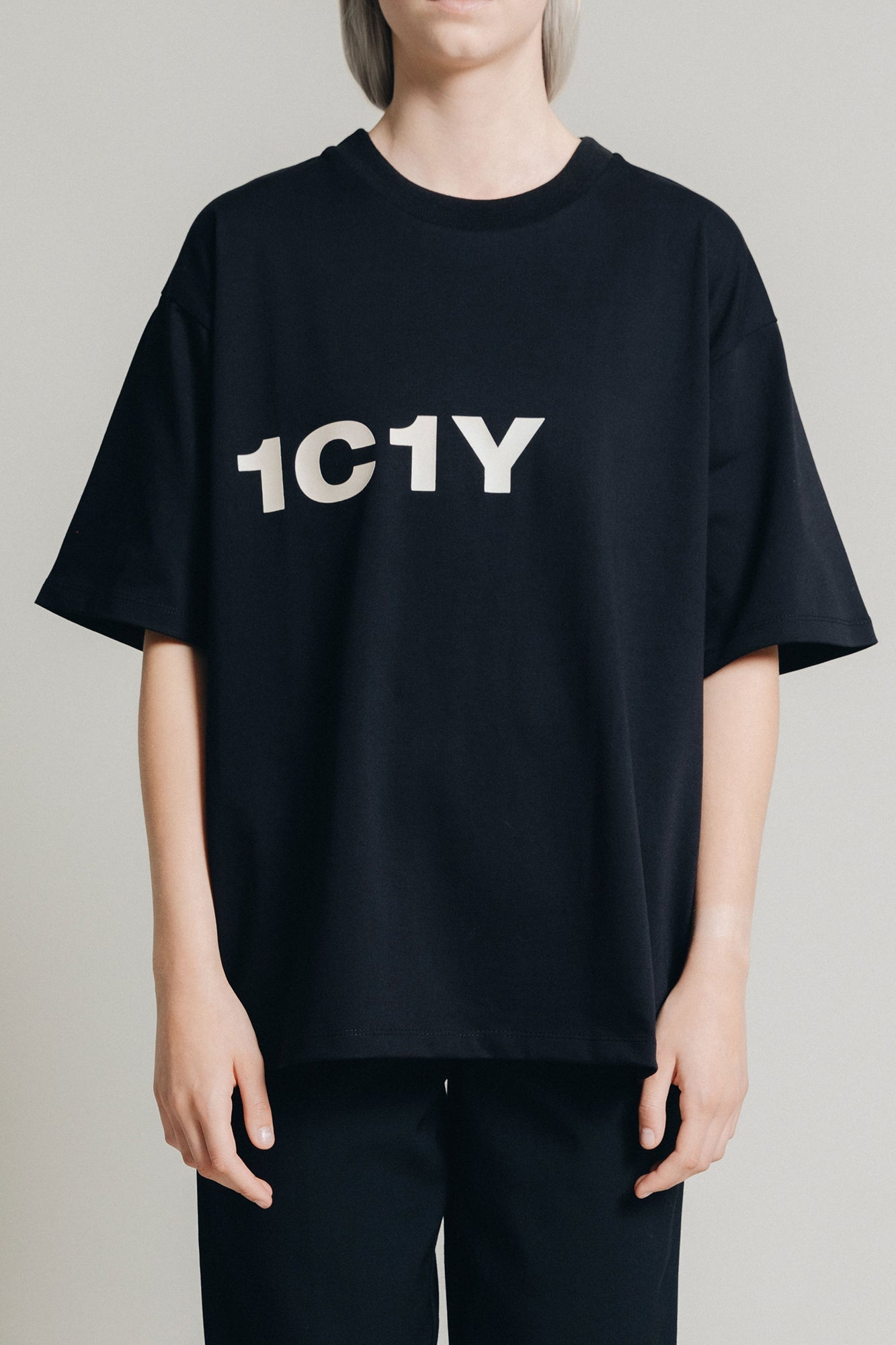 One T II T-Shirt with Minimal Logo - 1C1Y | One Child One Year