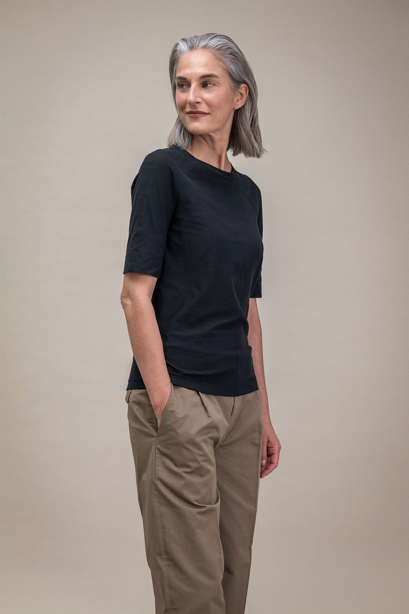 Women’s Fitted T-Shirt Black with Raglan Shoulders
