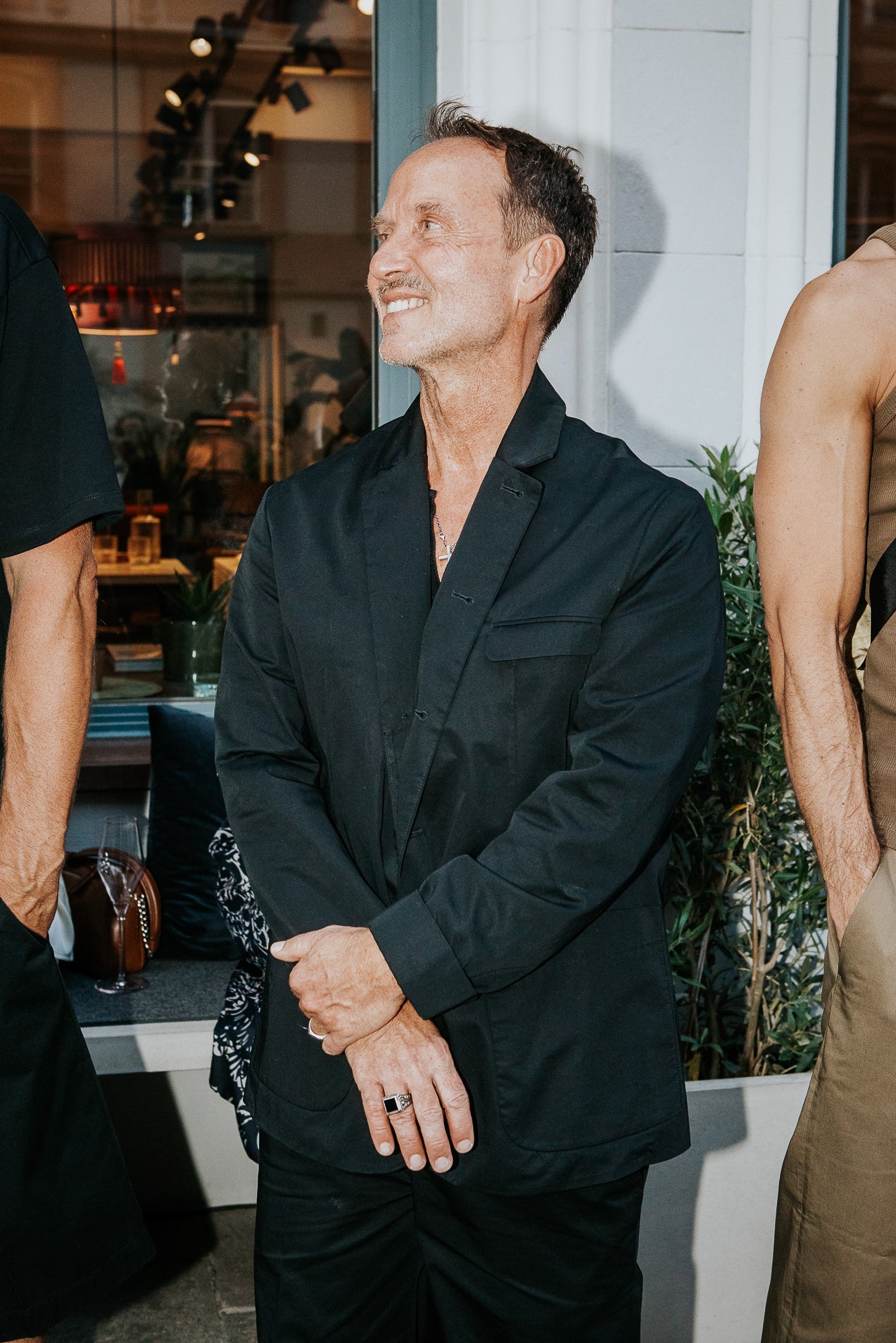 Andr1a Minimalist Blazer in Black