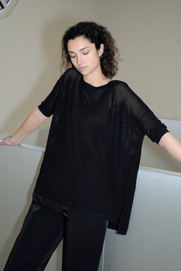 Ayd1 Knitted Womens Mesh Top in Black