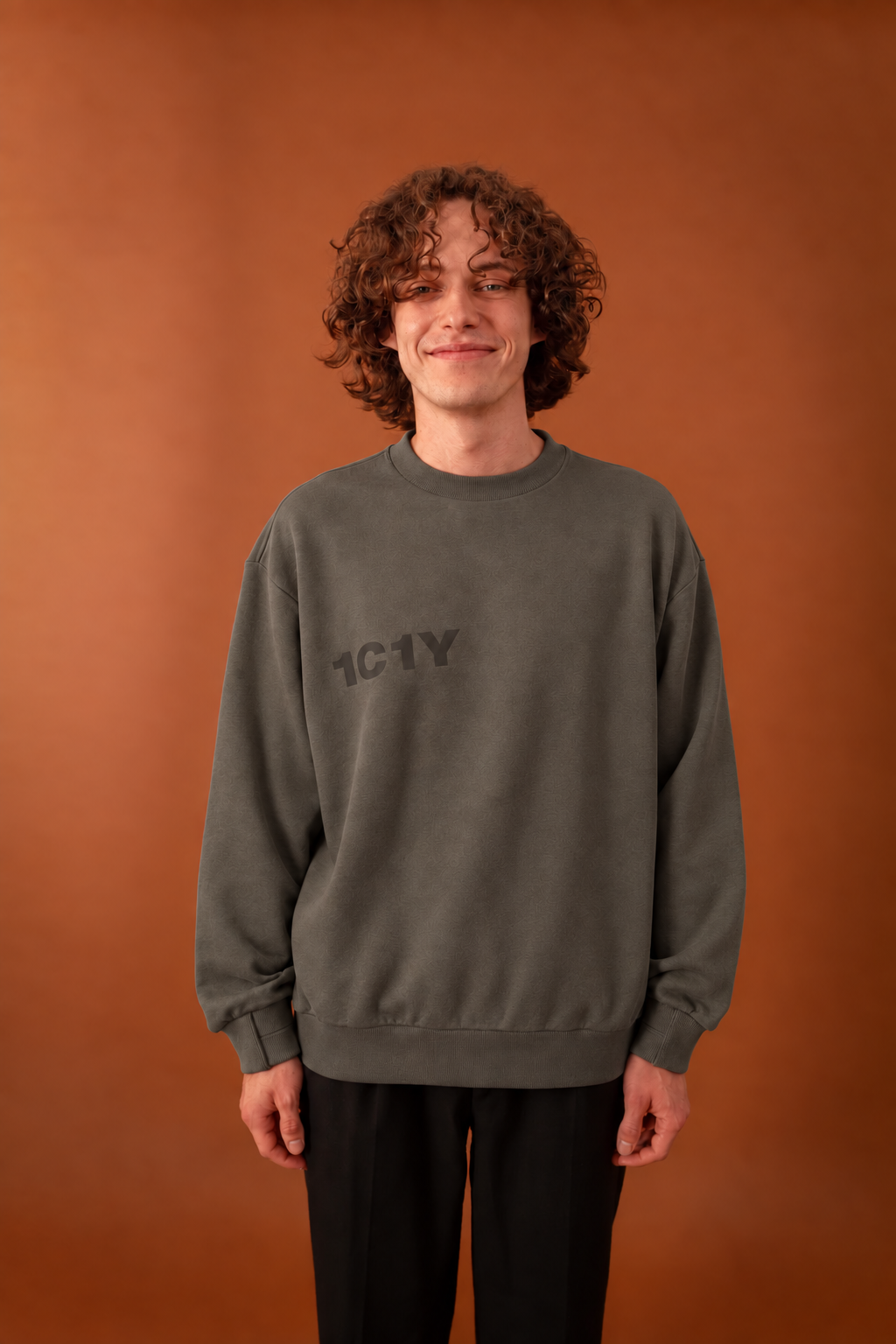 1C1Y Sweatshirt in Olive mit Reflective Print
