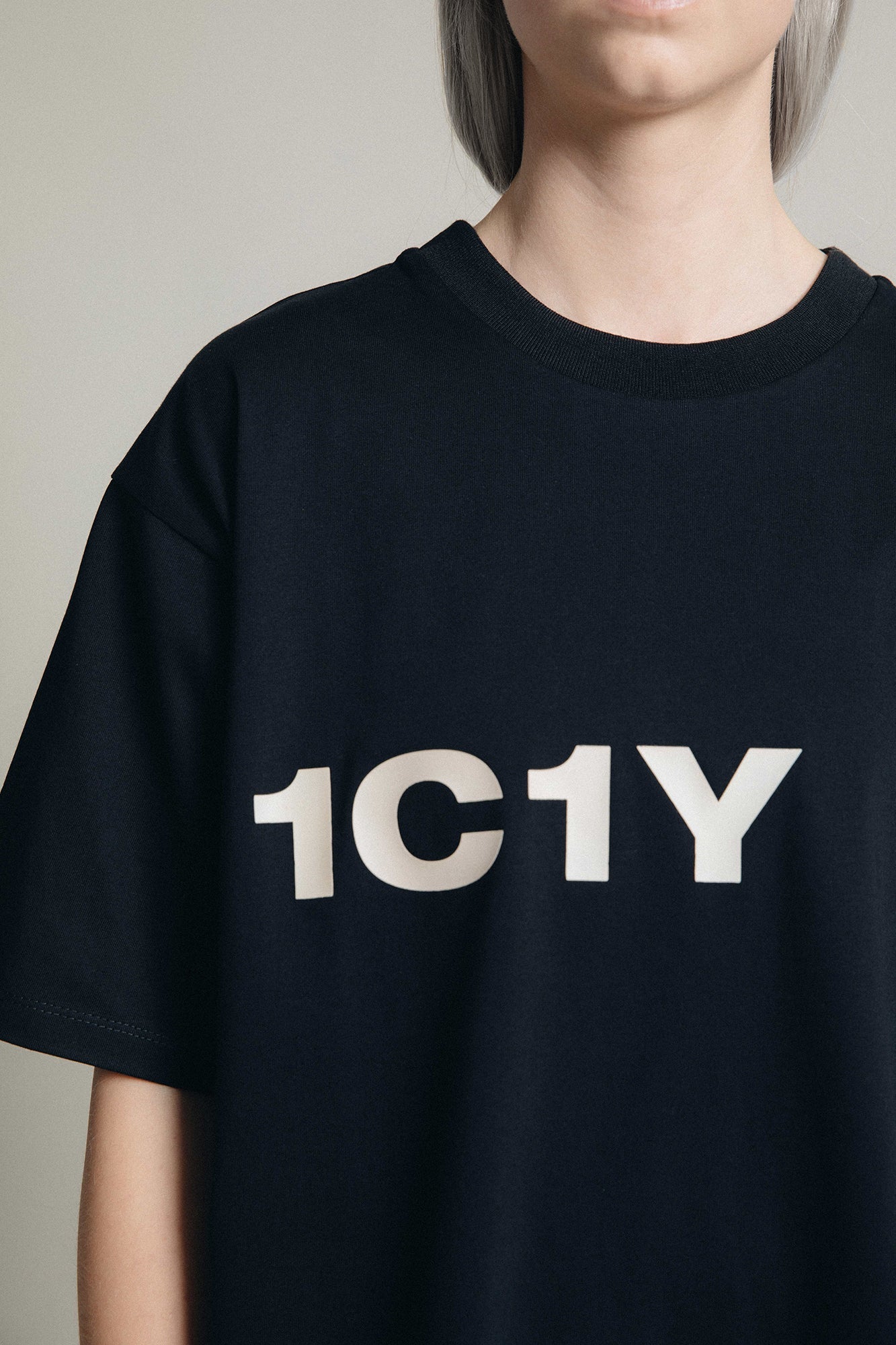 One T II T-Shirt with Minimal Logo - 1C1Y | One Child One Year