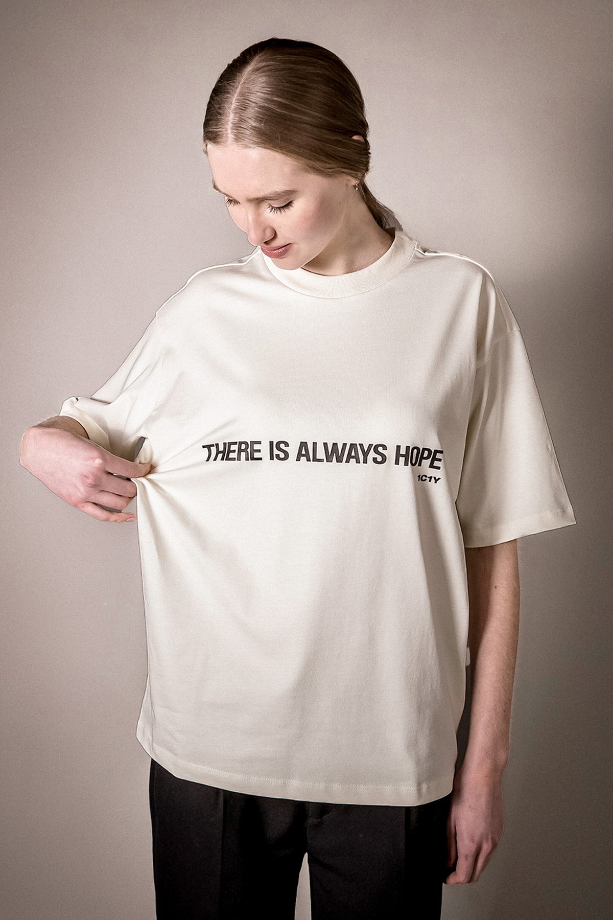 1C1Y Oversized T-Shirt in Ivory with Hope Print
